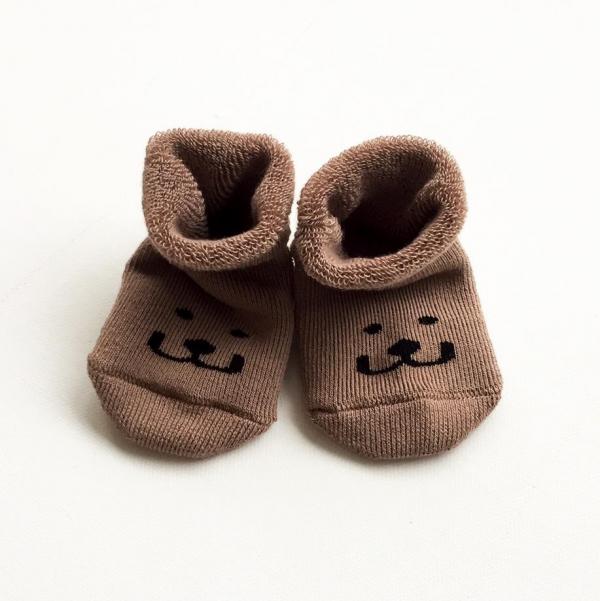 Hektik_cc_soft_camelBaby_booties_the_Smile_of_Brom